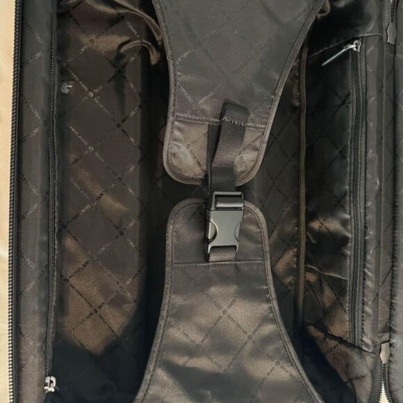 Michael Kors Small Carry On Rollling suitcase - Picture 6 of 8